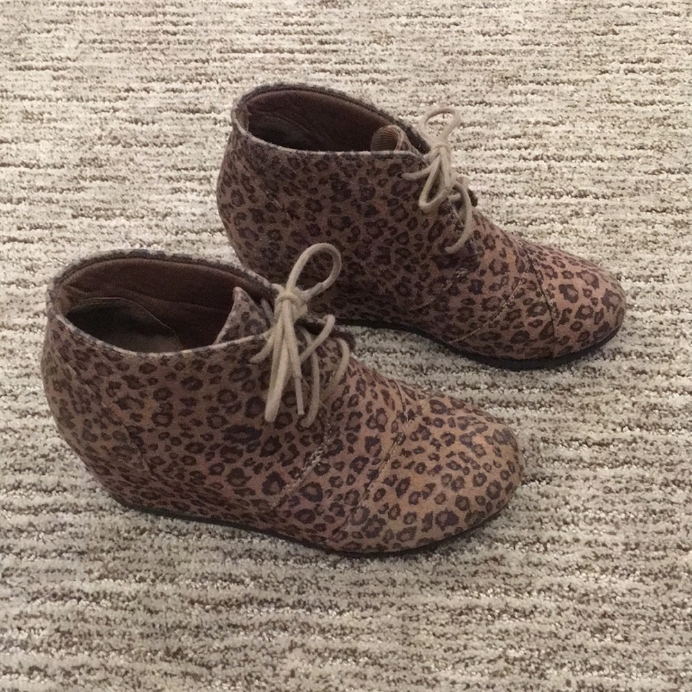 Leopard print wedge booties